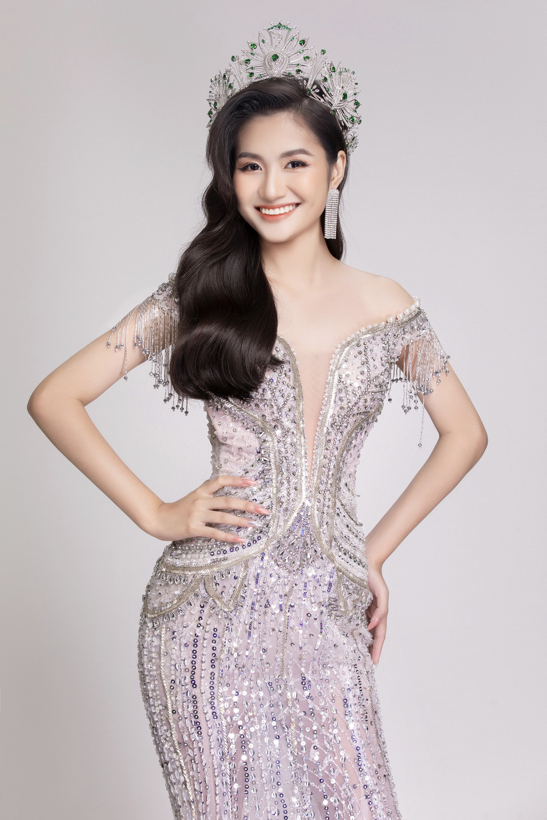 Hoa hậu M&ocirc;i trường Việt Nam Nguyễn Thanh H&agrave; với h&agrave;nh tr&igrave;nh nh&acirc;n &aacute;i - Ảnh 7.