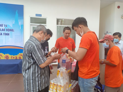 Tôn vinh cán bộ Công đoàn, CNVC-LĐ tiêu biểu