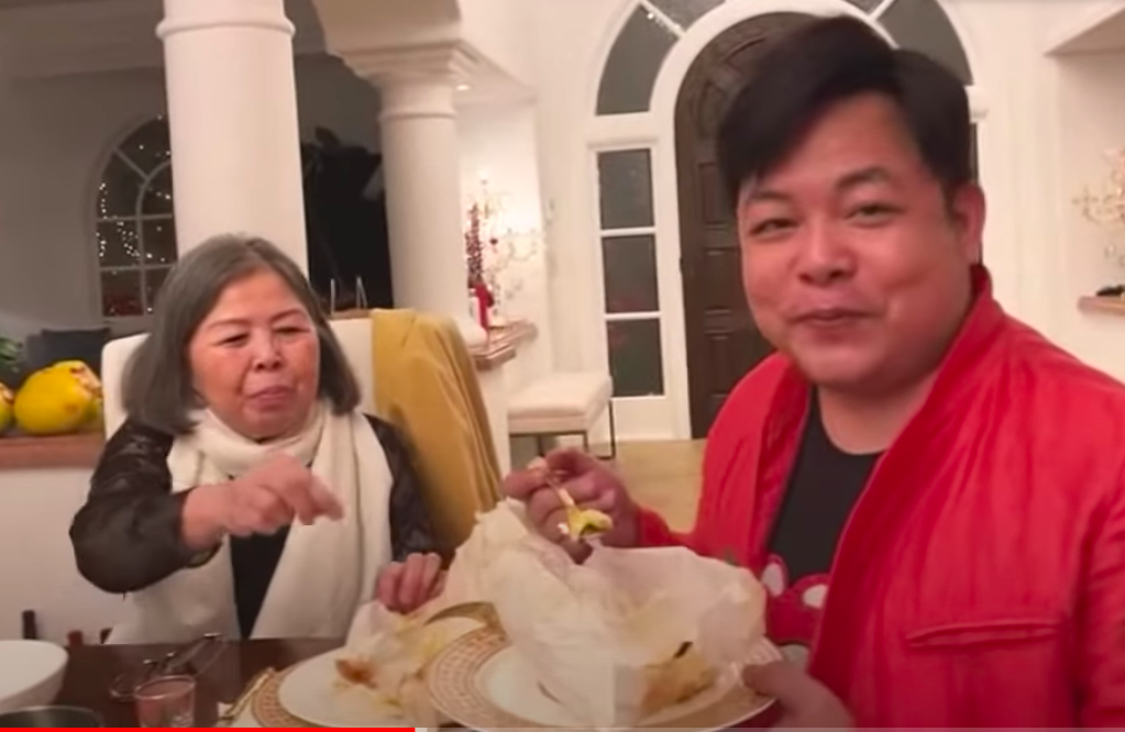 Ca sĩ Quang Lê hé lộ về mẹ nhân lễ Vu Lan