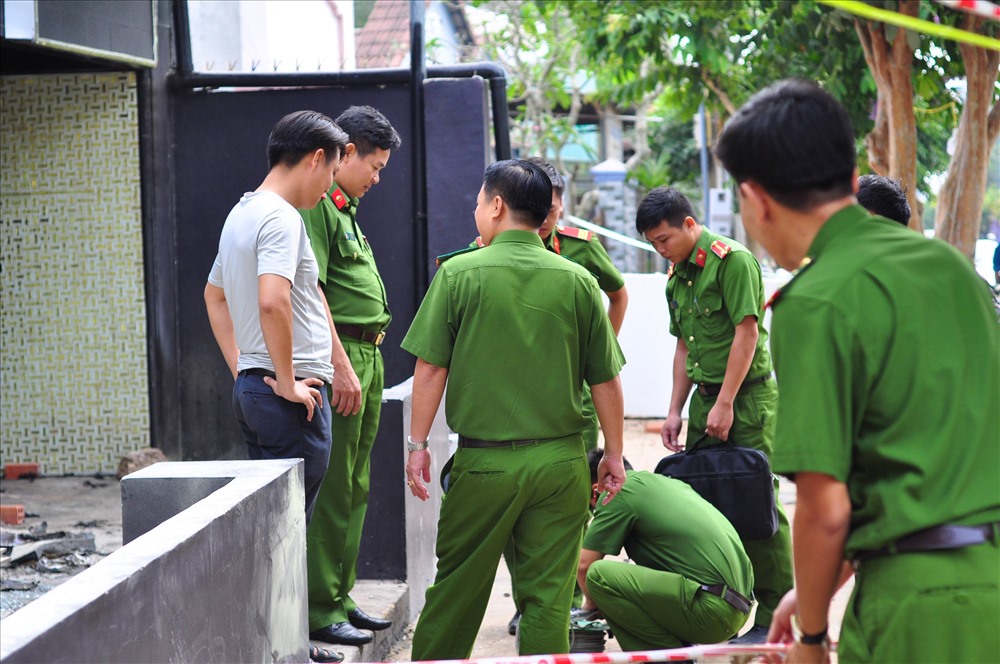 Thanh niên bị đâm tử vong vì rủ bạn gái 15 tuổi đi làm