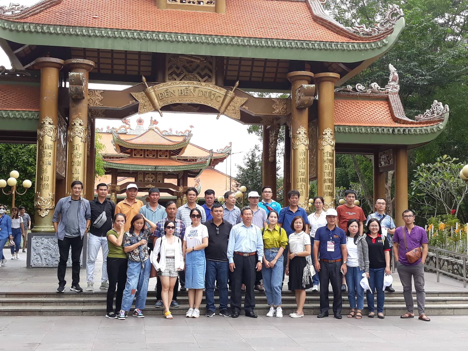 Đoàn đại biểu Liên hoan Phát thanh toàn quốc về nguồn - Ảnh 4.