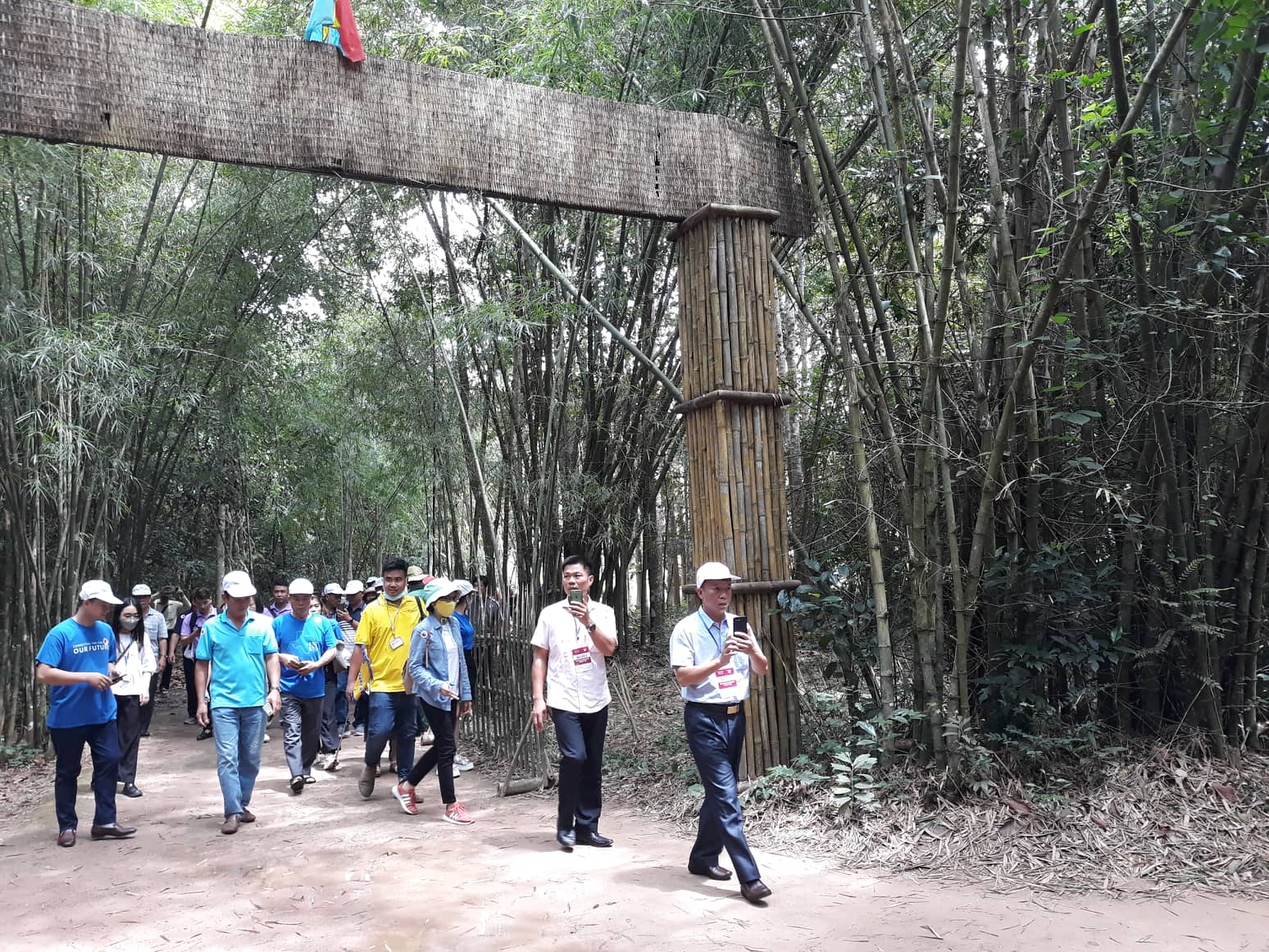 Đoàn đại biểu Liên hoan Phát thanh toàn quốc về nguồn - Ảnh 6.