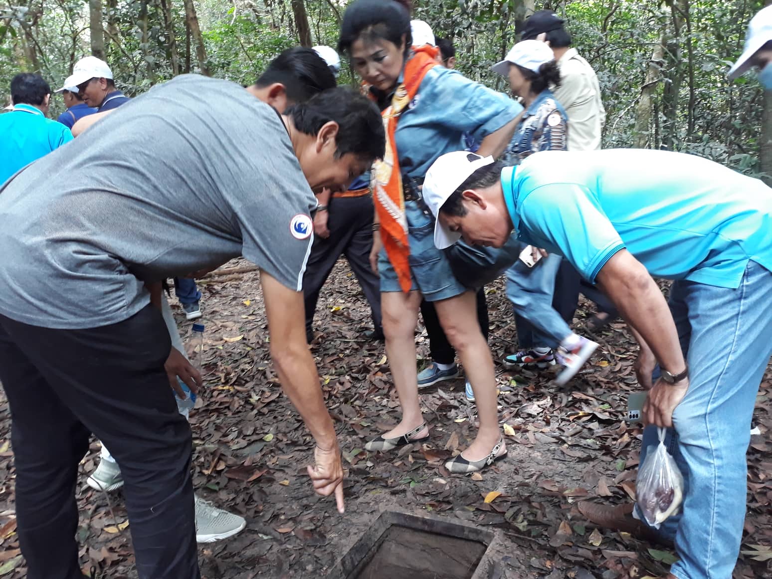 Đoàn đại biểu Liên hoan Phát thanh toàn quốc về nguồn - Ảnh 8.
