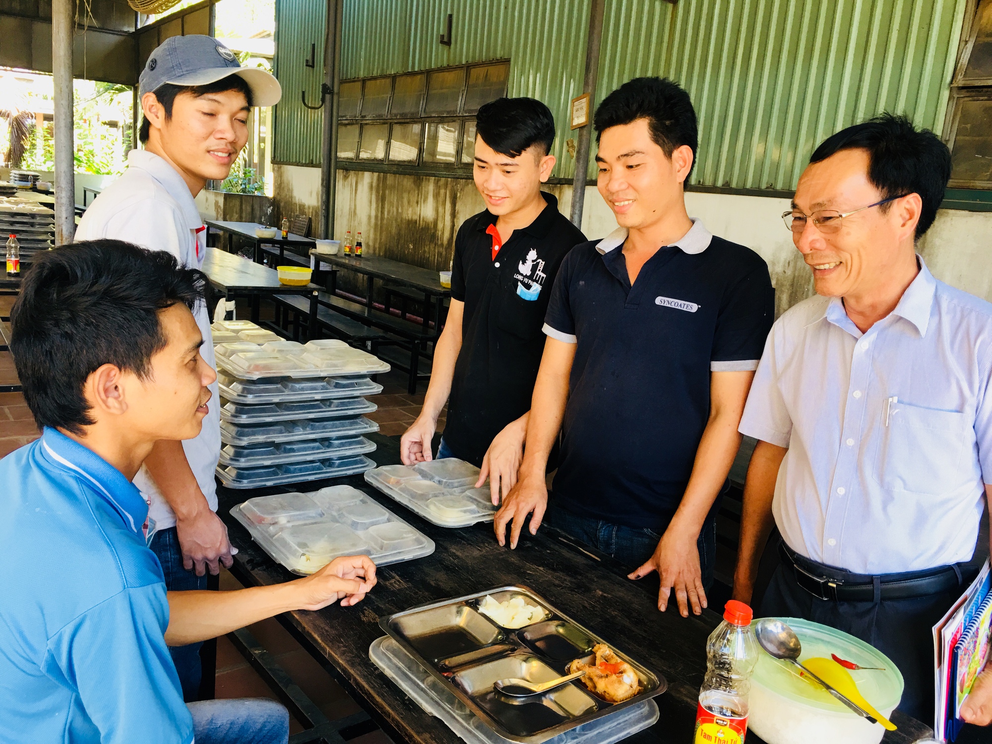 Công nhân lao đao vì thiếu việc