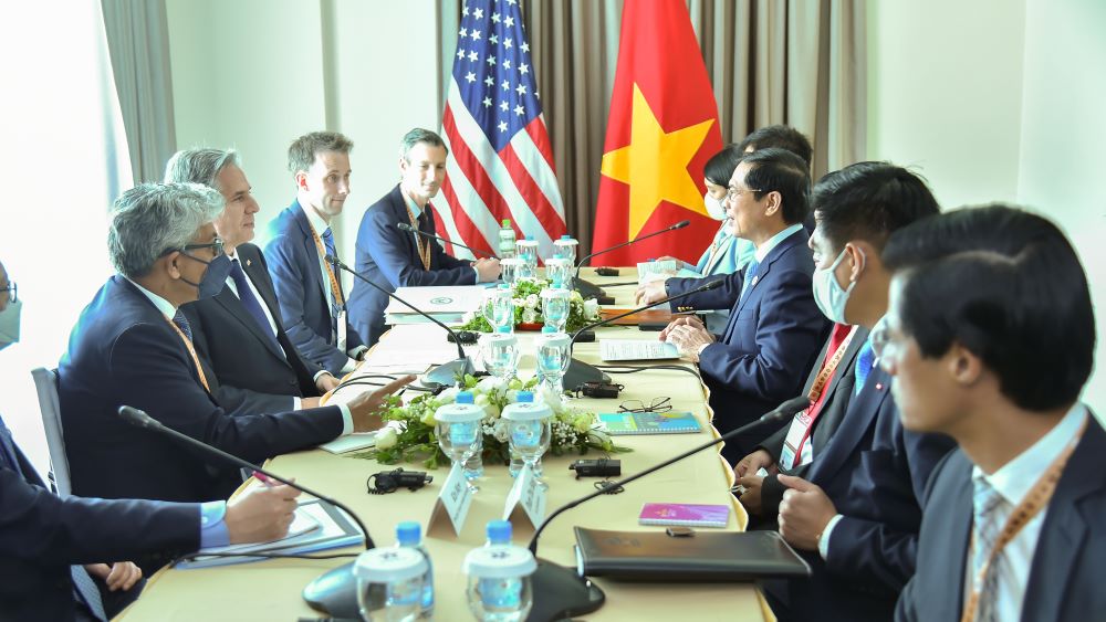 Bộ trưởng Ngoại giao B&ugrave;i Thanh Sơn gặp Ngoại trưởng Mỹ Antony Blinken - Ảnh 1.