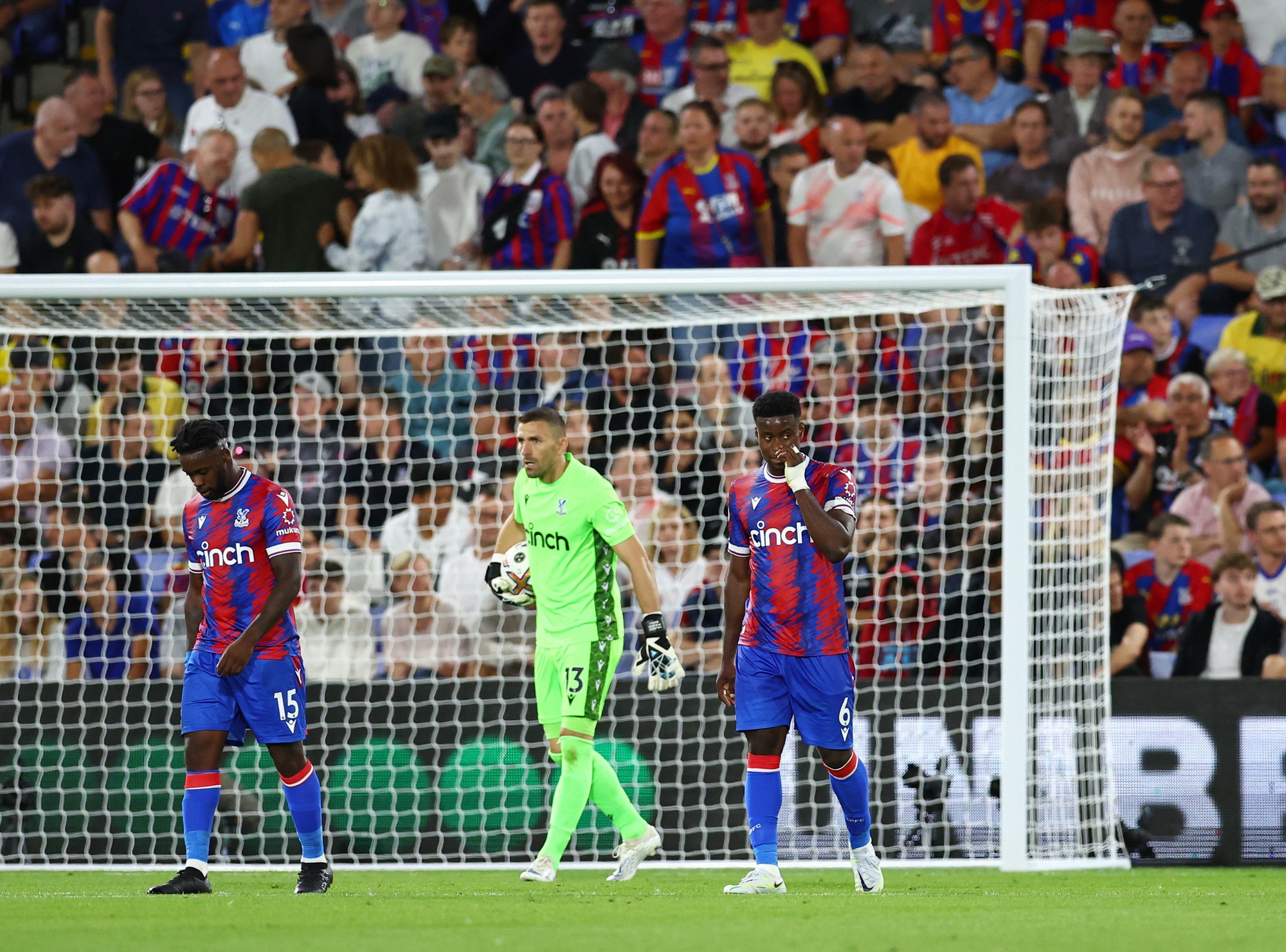 Bắn hạ ph&aacute;o đ&agrave;i Selhurst Park, Arsenal ra qu&acirc;n tưng bừng giải Ngoại hạng - Ảnh 4.