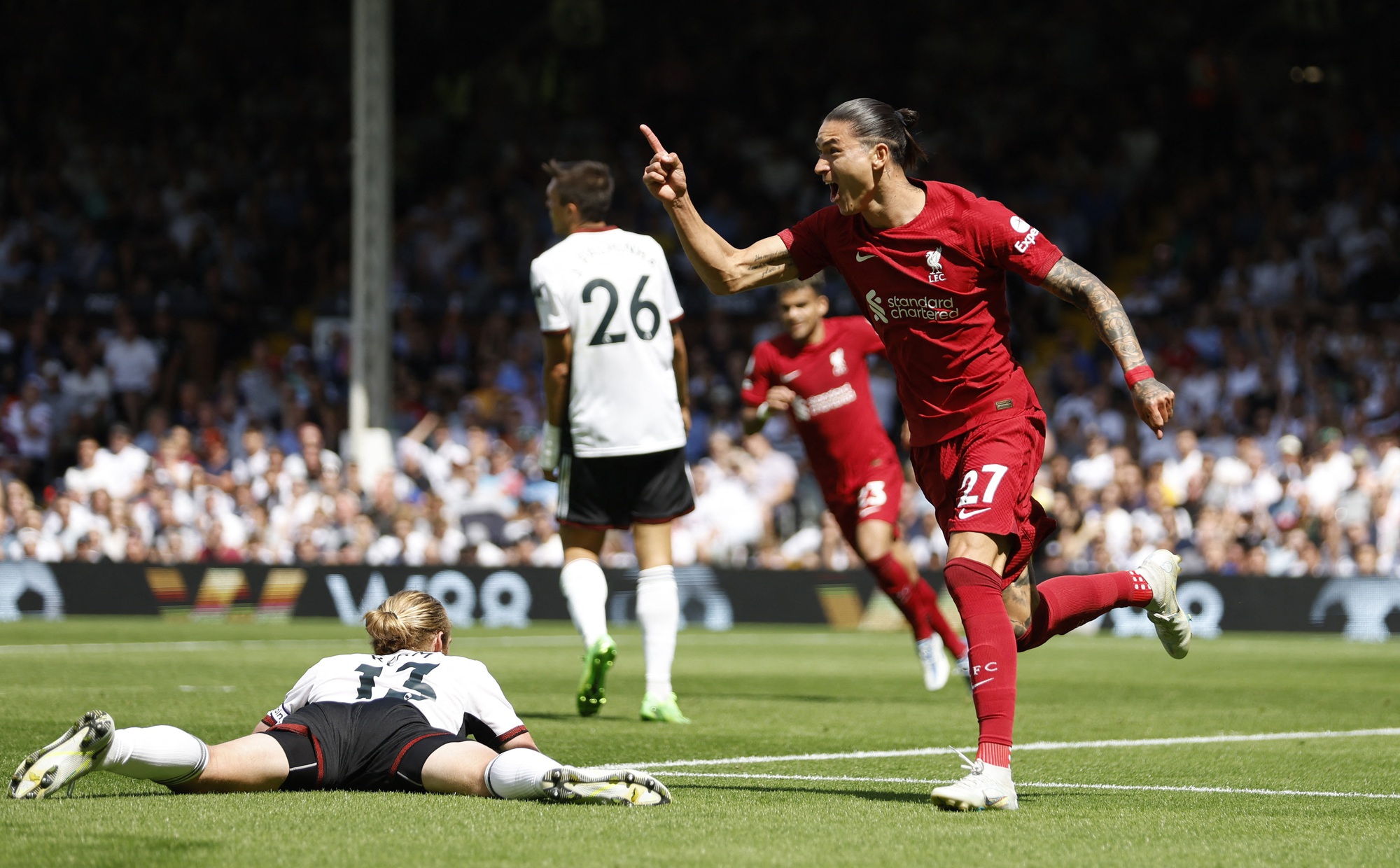 T&acirc;n binh Nunez b&ugrave;ng nổ, Liverpool chật vật cầm ch&acirc;n Fulham - Ảnh 4.