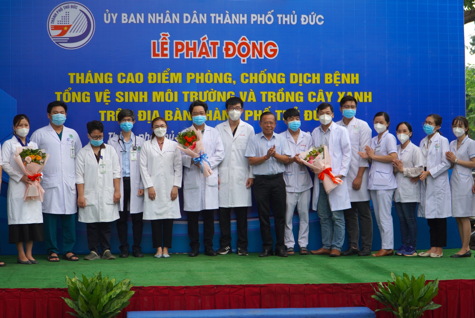 TP Thủ Đức ph&aacute;t động th&aacute;ng cao điểm ph&ograve;ng, chống dịch bệnh - Ảnh 3.
