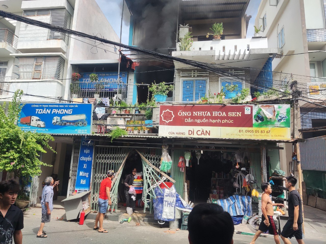 Cháy nhà phố ở Đà Nẵng, 3 mẹ con tử vong