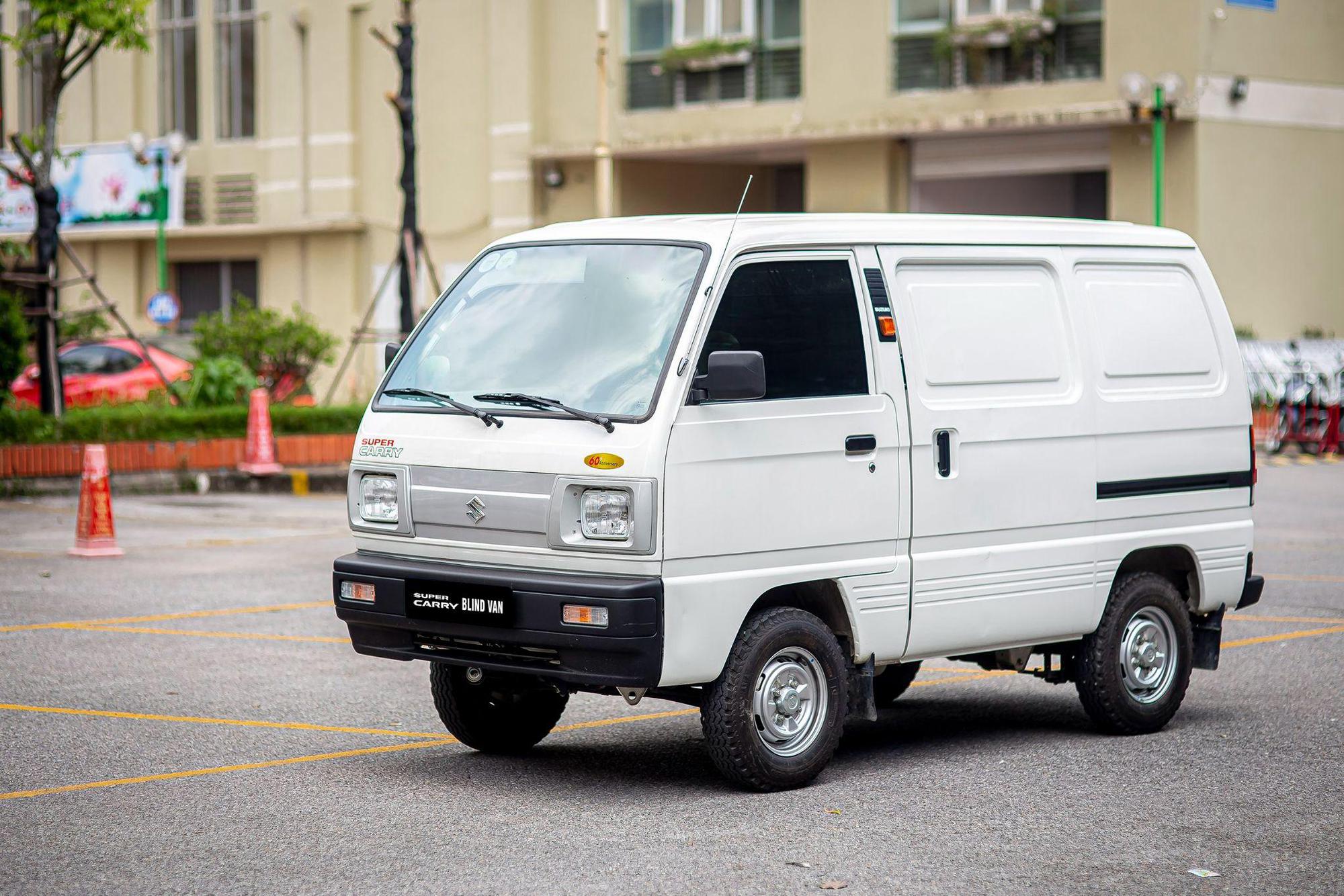 Suzuki Blind Van, phương thức giao h&agrave;ng hiệu quả ở th&agrave;nh phố lớn - Ảnh 1.
