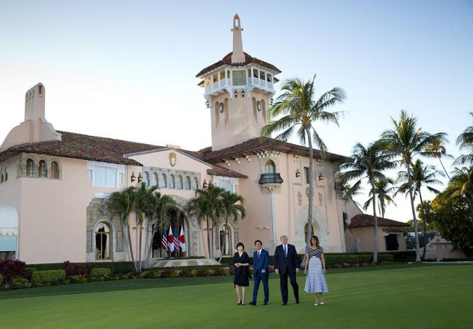 Các vụ kiện và điều tra đang bủa vây ông Donald Trump - Ảnh 2.