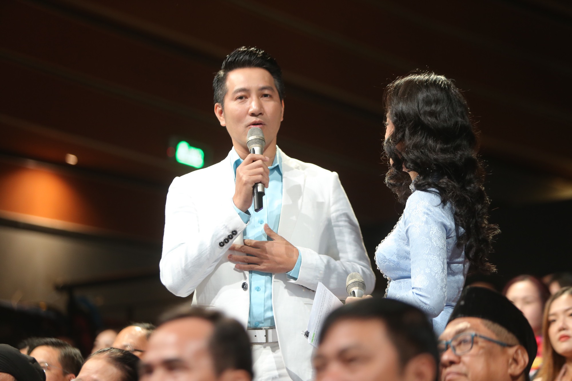 B&aacute;o Người Lao Động ủng hộ Quỹ &ldquo;V&igrave; biển đảo qu&ecirc; hương - V&igrave; tuyến đầu Tổ quốc&rdquo; TP HCM - Ảnh 7.