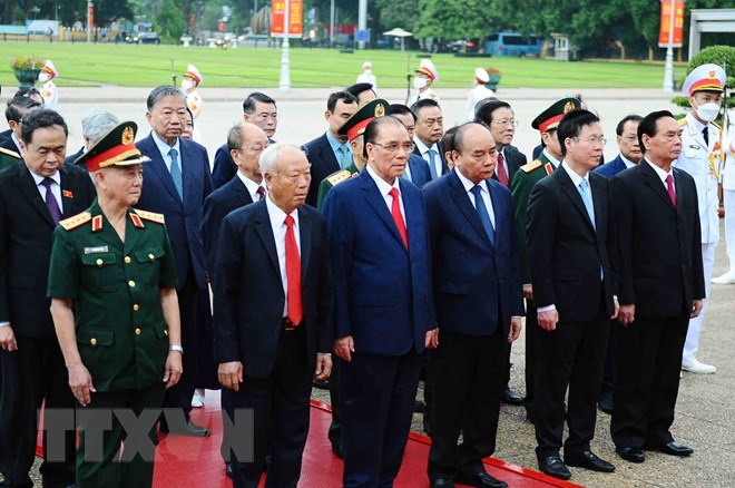 Lãnh đạo Đảng, Nhà nước vào Lăng viếng Chủ tịch Hồ Chí Minh