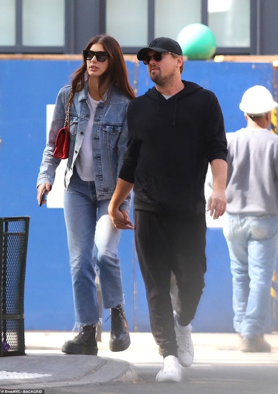 Chia tay người đẹp Camila Morrone, Leonardo DiCaprio có ngay tình mới - Ảnh 4.