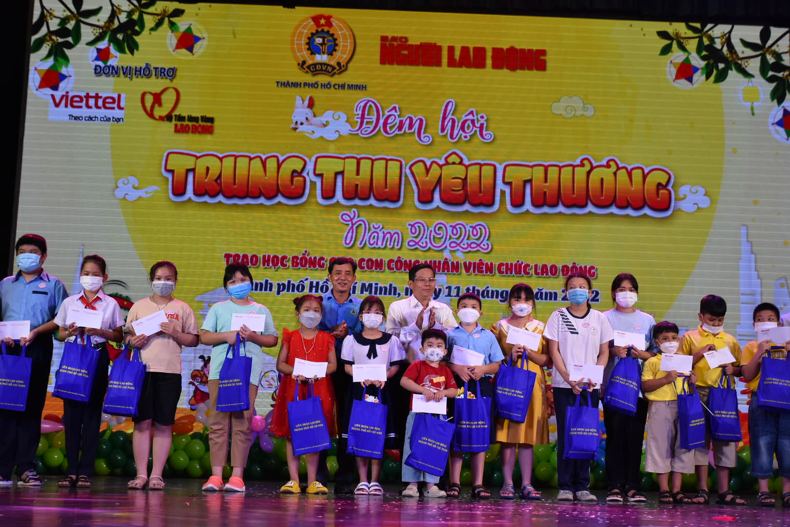 Ấm &aacute;p Chương tr&igrave;nh Đ&ecirc;m hội &ldquo;Trung thu y&ecirc;u thương&rdquo; - Ảnh 6.
