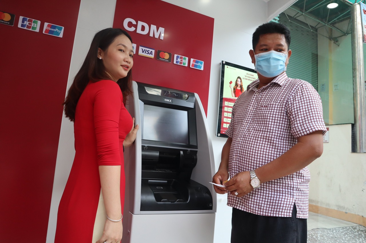 Agribank Cần Thơ II đưa v&agrave;o hoạt động m&aacute;y gửi, r&uacute;t tiền tự động - Ảnh 4.
