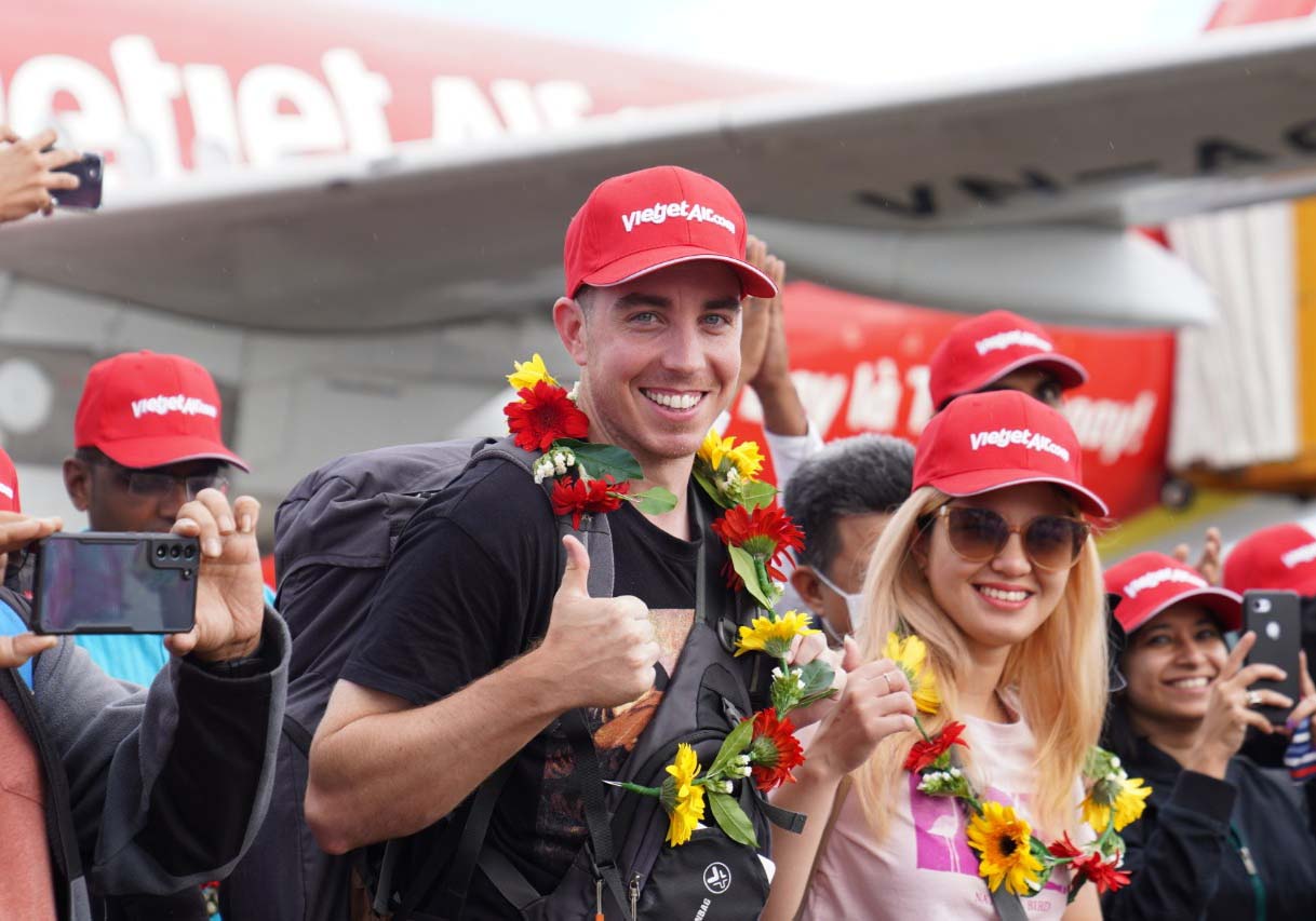Vietjet mở 2 đường bay kết nối Ph&uacute; Quốcvới New Delhi, Mumbai - Ảnh 1.
