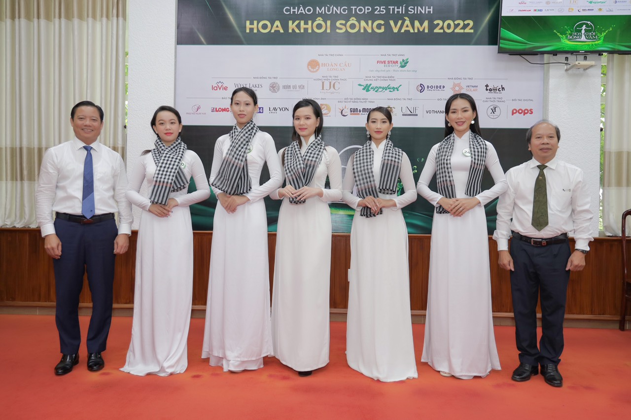 Lộ diện tốp 25 th&iacute; sinh v&agrave;o chung kết Hoa kh&ocirc;i S&ocirc;ng V&agrave;m 2022 - Ảnh 4.