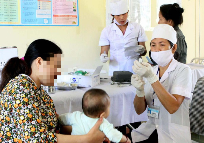 Thiếu vắc-xin tiêm chủng do chưa xong thủ tục đặt hàng