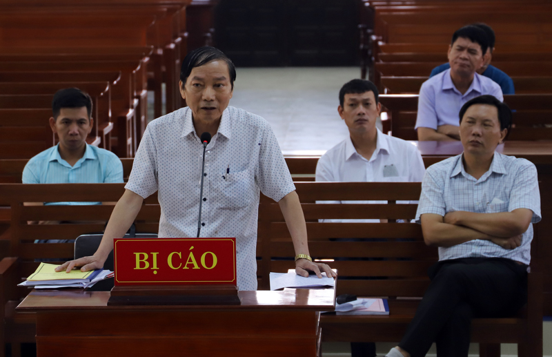 Xét xử 4 lãnh đạo, cán bộ ban quản lý dự án ở Quảng Bình: Giám định tư pháp có "vấn đề"?