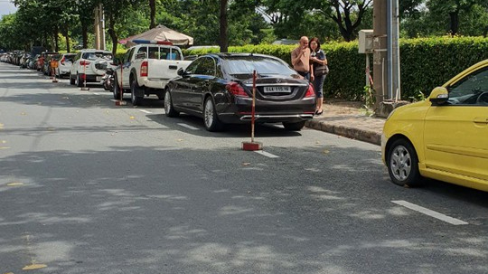 Người xưng "chánh thanh tra" chửi bới, nhổ nước bọt nhận mức phạt