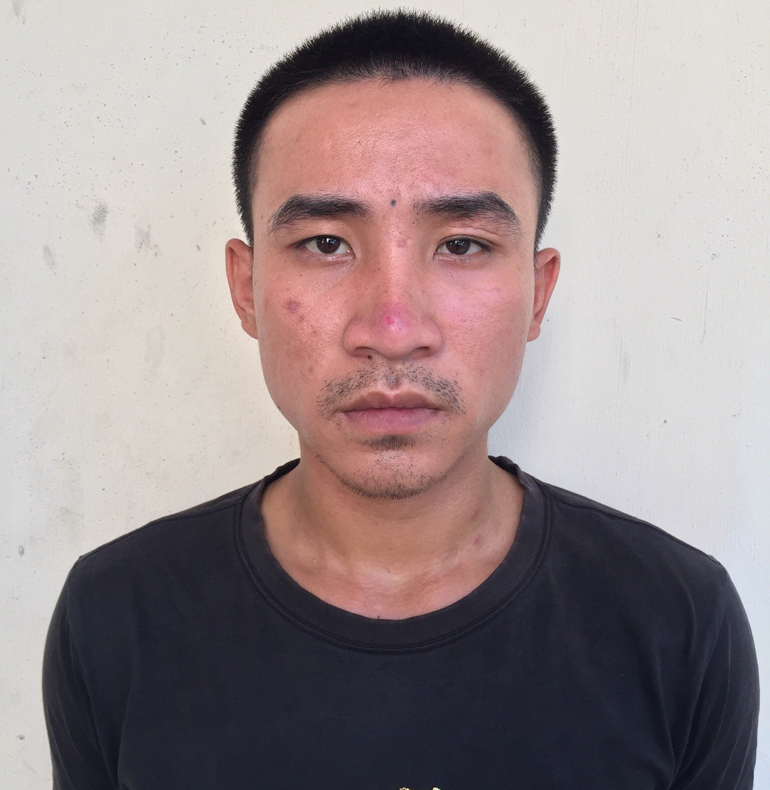 Người yêu tránh mặt, thanh niên ở Quảng Nam dùng roi điện ép em gái đưa đi tìm - Ảnh 1.
