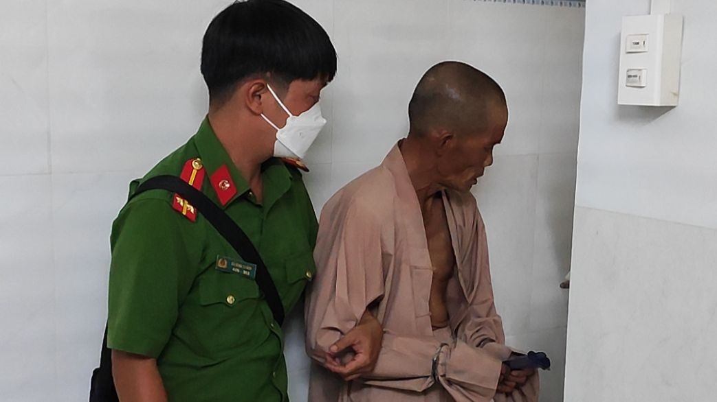 Bắt "sư dỏm" Nguyễn Bích Nhân