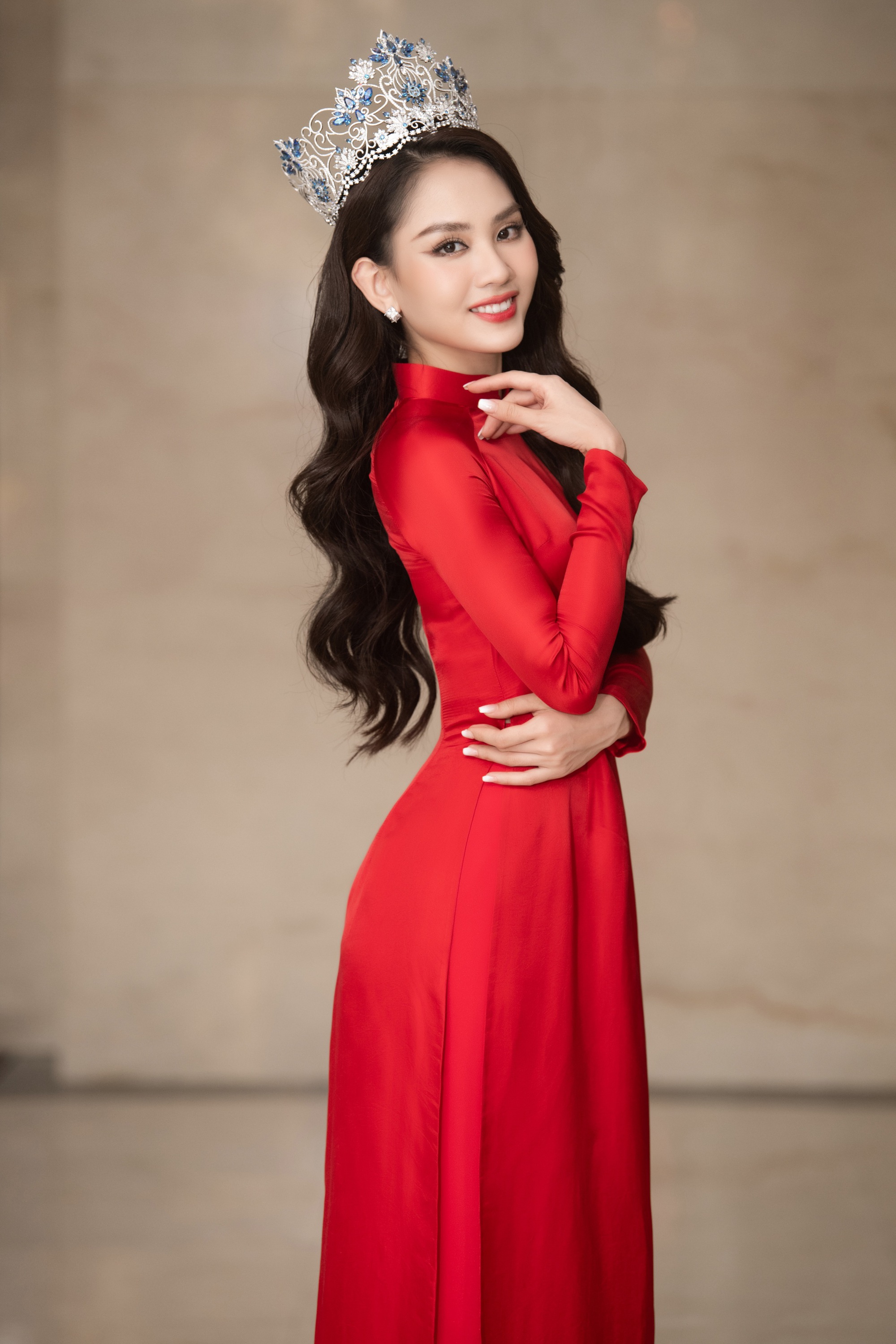 V&igrave; chuyện đặc biệt, Mai Phương b&aacute;n vương miện hoa hậu - Ảnh 3.