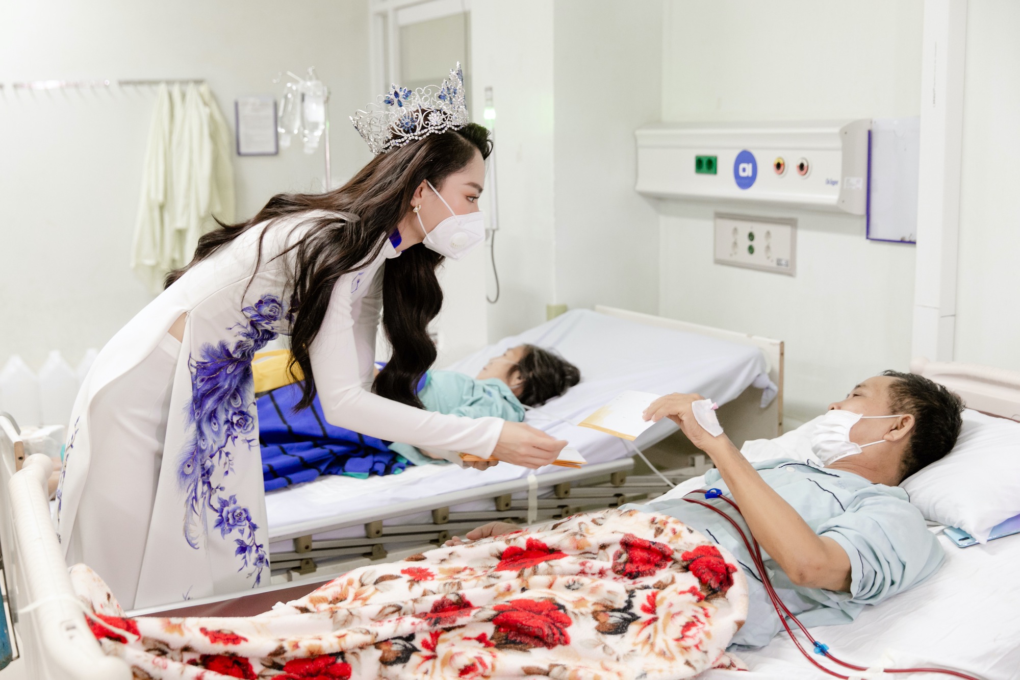 V&igrave; chuyện đặc biệt, Mai Phương b&aacute;n vương miện hoa hậu - Ảnh 7.