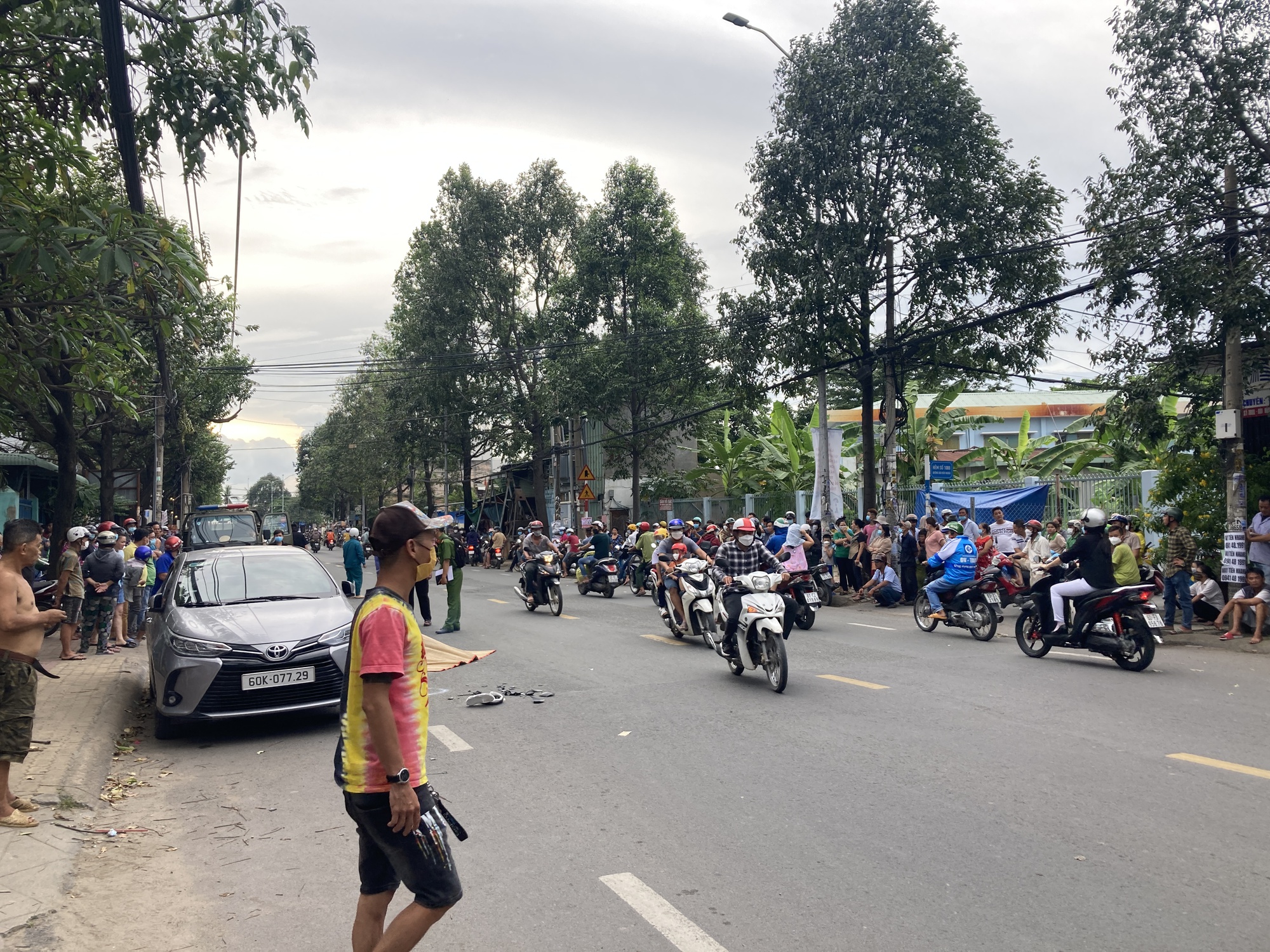 Đồng Nai: Người phụ nữ bị xe đầu kéo cán tử vong - Ảnh 1.