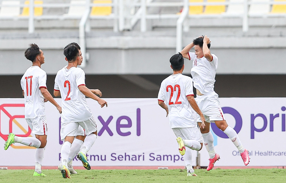 U20 Việt Nam toàn thắng 2 lượt trận
