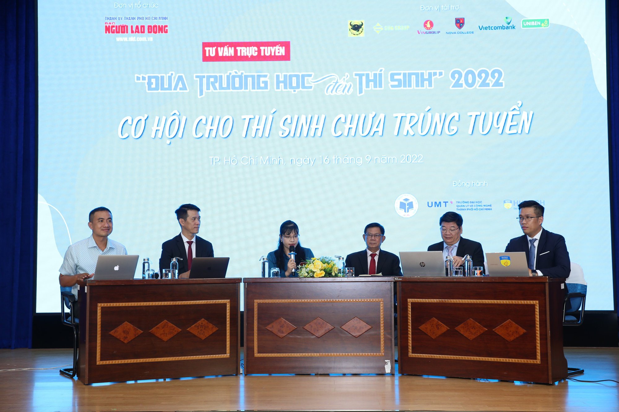 Giao lưu trực tuyến Cơ hội cho th&iacute; sinh chưa tr&uacute;ng tuyển: Nhiều th&iacute; sinh điểm cao vẫn rớt! - Ảnh 2.