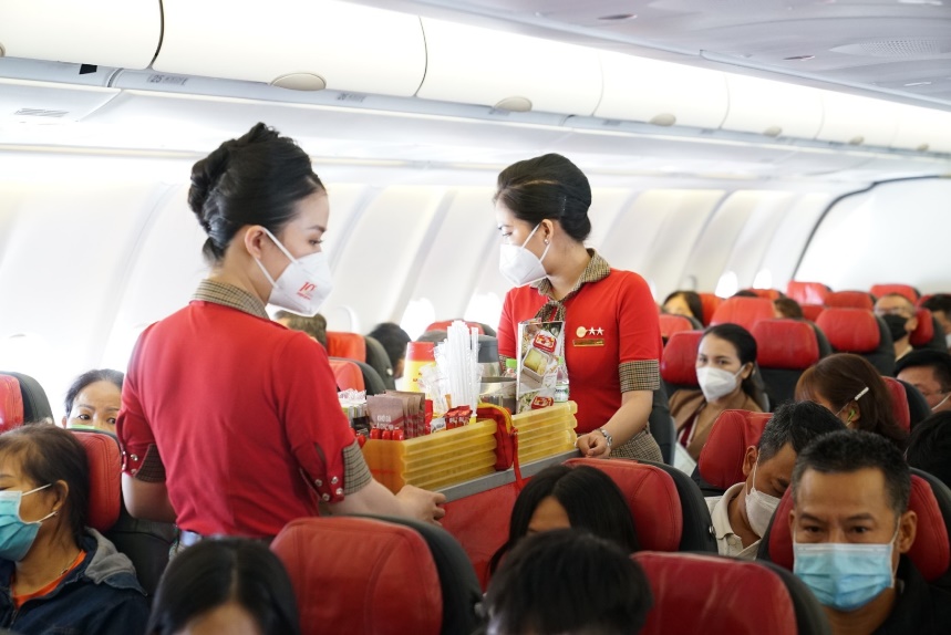 Vietjet giảm đến 55% giá vé SkyBoss Business - Ảnh 2.