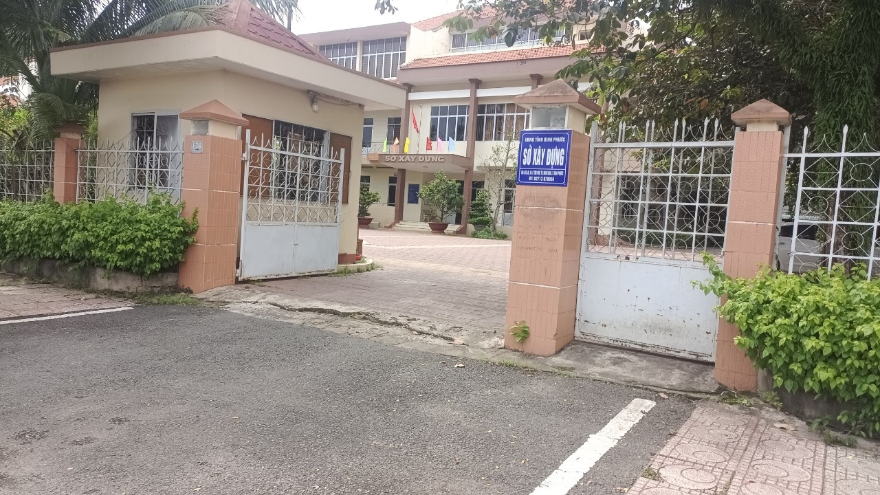 Sai phạm của Phó Giám đốc Sở Xây dựng Bình Phước phải kỷ luật cảnh cáo - Ảnh 1.