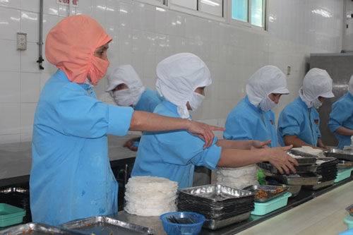 Doanh nghiệp chật vật giữ người