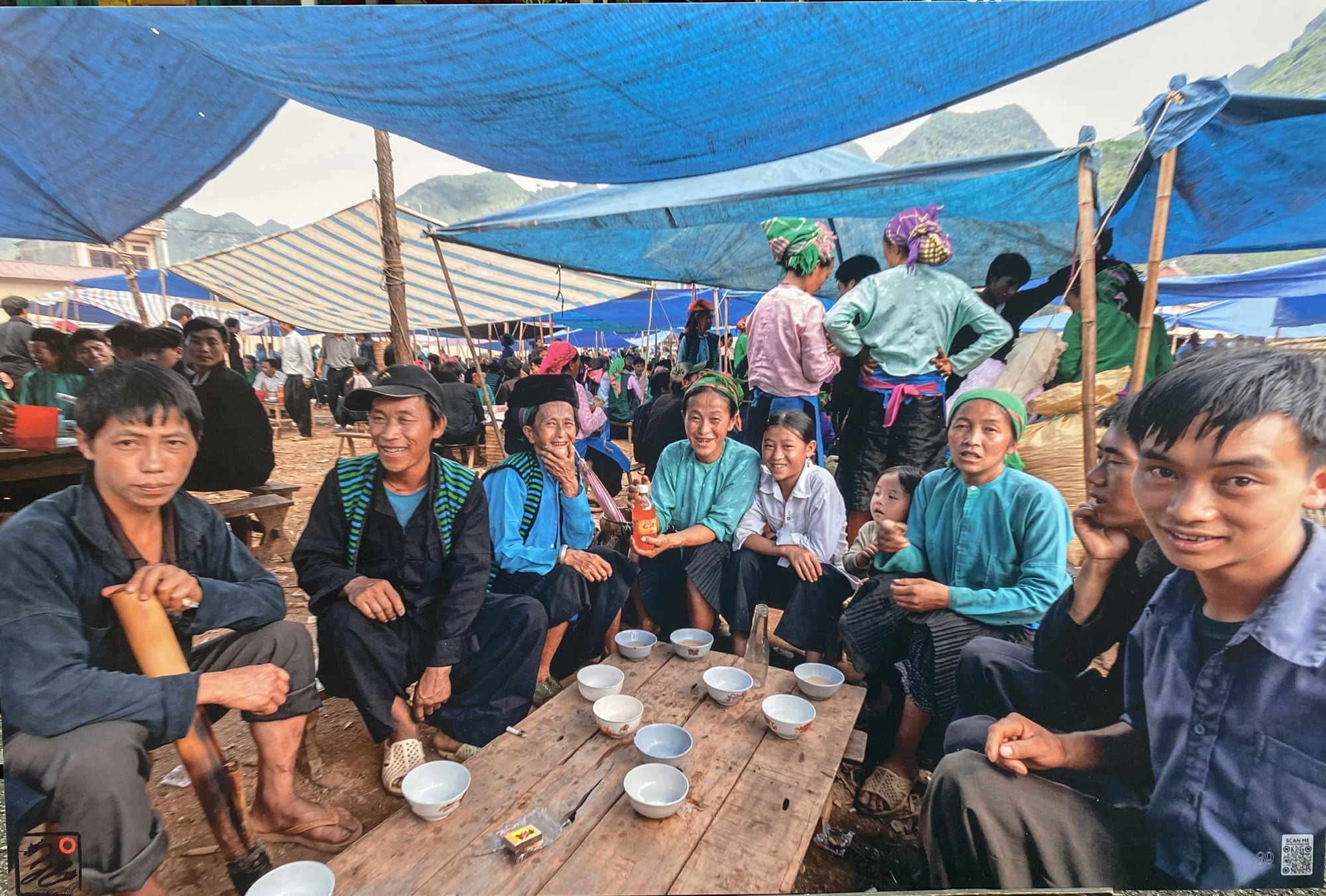 Triển l&atilde;m Chợ tr&ecirc;n Đ&aacute;: Quy&ecirc;n tiền hỗ trợ trẻ em v&ugrave;ng cao học tập - Ảnh 5.