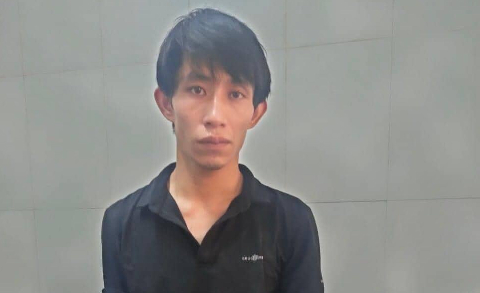 "Cướp” 4 thẻ cào mệnh giá 500 ngàn đồng của cụ ông xong, nam thanh niên trốn về nhà bạn