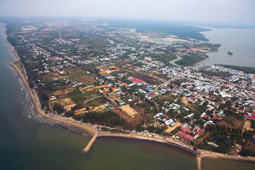 Lãnh đạo TP HCM yêu cầu các huyện không đề xuất xin chủ trương chuyển huyện thành quận, thành phố