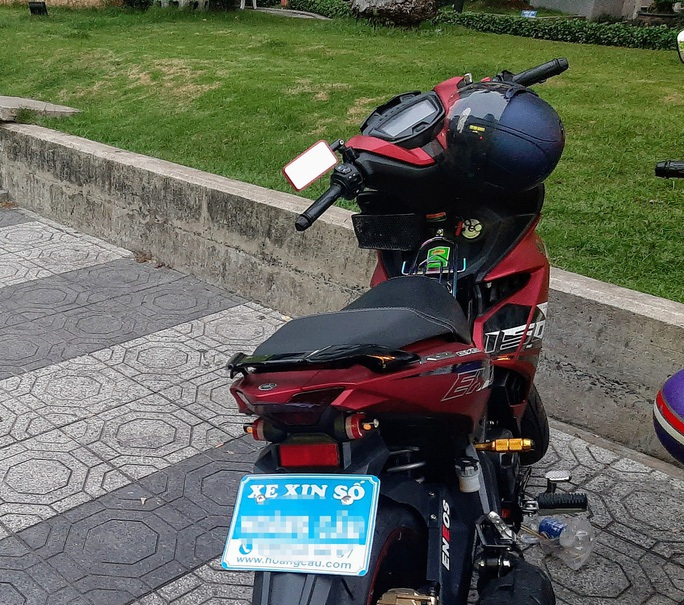 Từ vụ CSGT Tân Sơn Nhất bị tố “vòi tiền”: Nhiều vụ việc vẫn còn là dấu hỏi