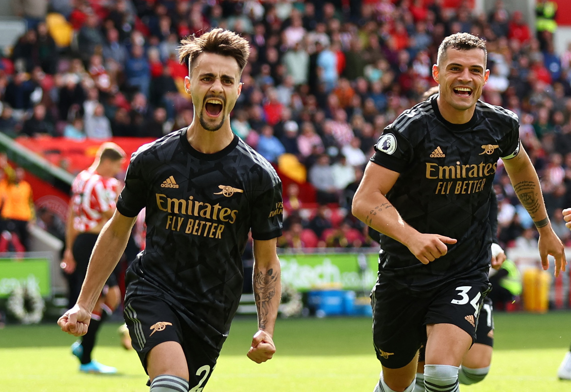 Thắng thuyết phục Brentford, Arsenal t&aacute;i chiếm ng&ocirc;i đầu Ngoại hạng - Ảnh 4.