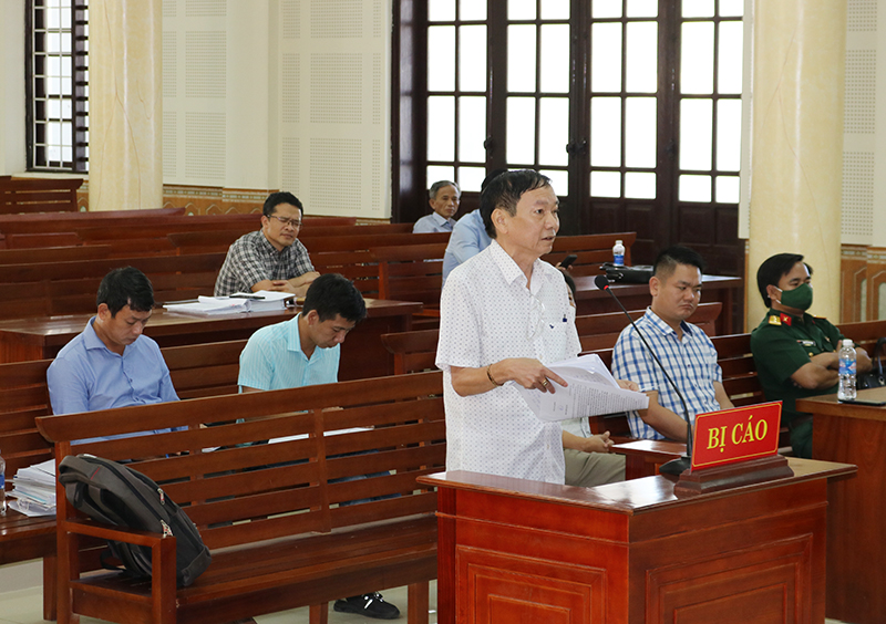 Th&ocirc;ng tin mới vụ x&eacute;t xử nh&oacute;m l&atilde;nh đạo Ban Quản l&yacute; dự &aacute;n ở Quảng B&igrave;nh - Ảnh 1.