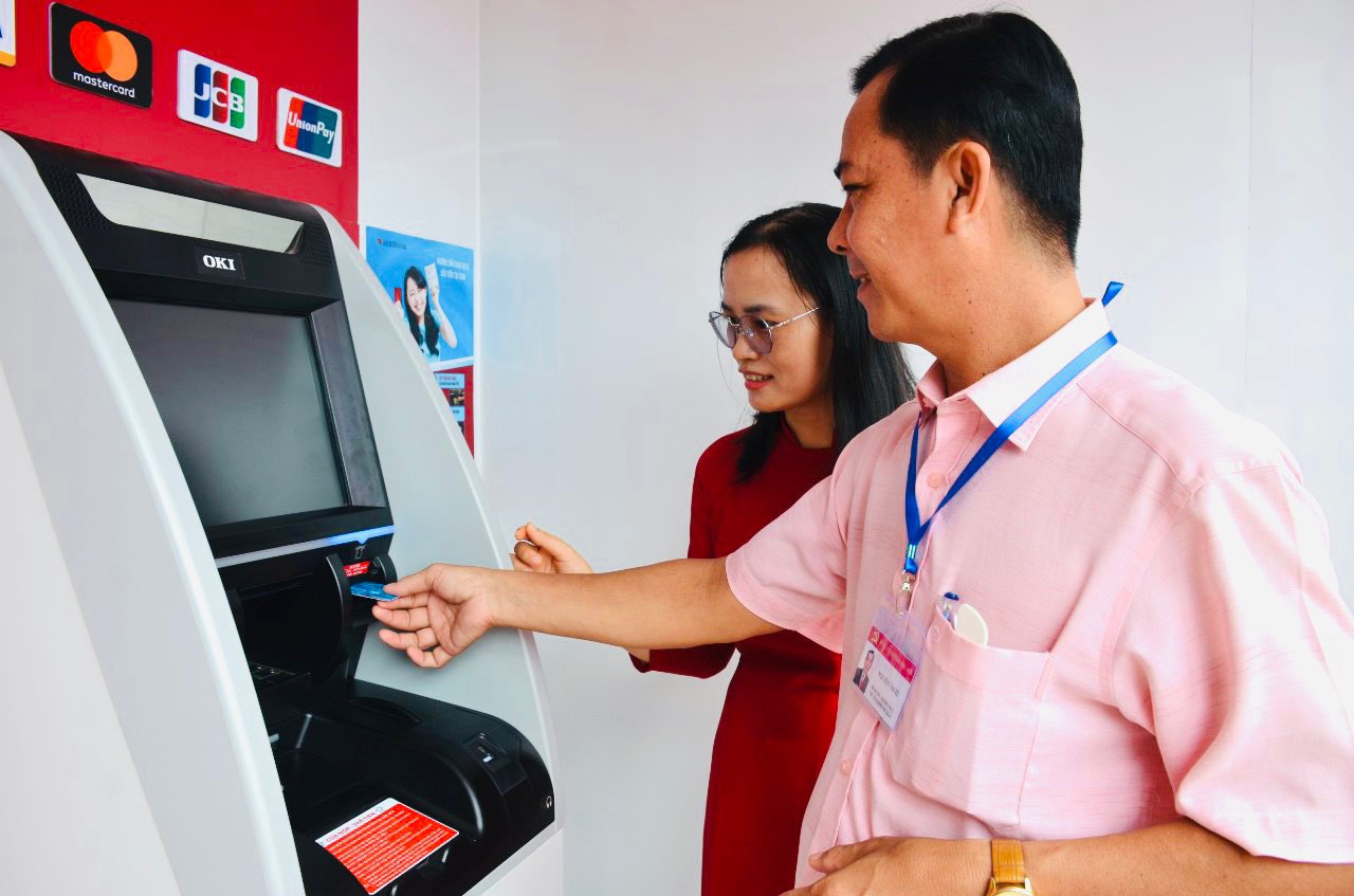 Agribank Ki&ecirc;n Giang đưa v&agrave;o hoạt động CDM thứ 4 tại S&oacute;c Sơn - Ảnh 2.