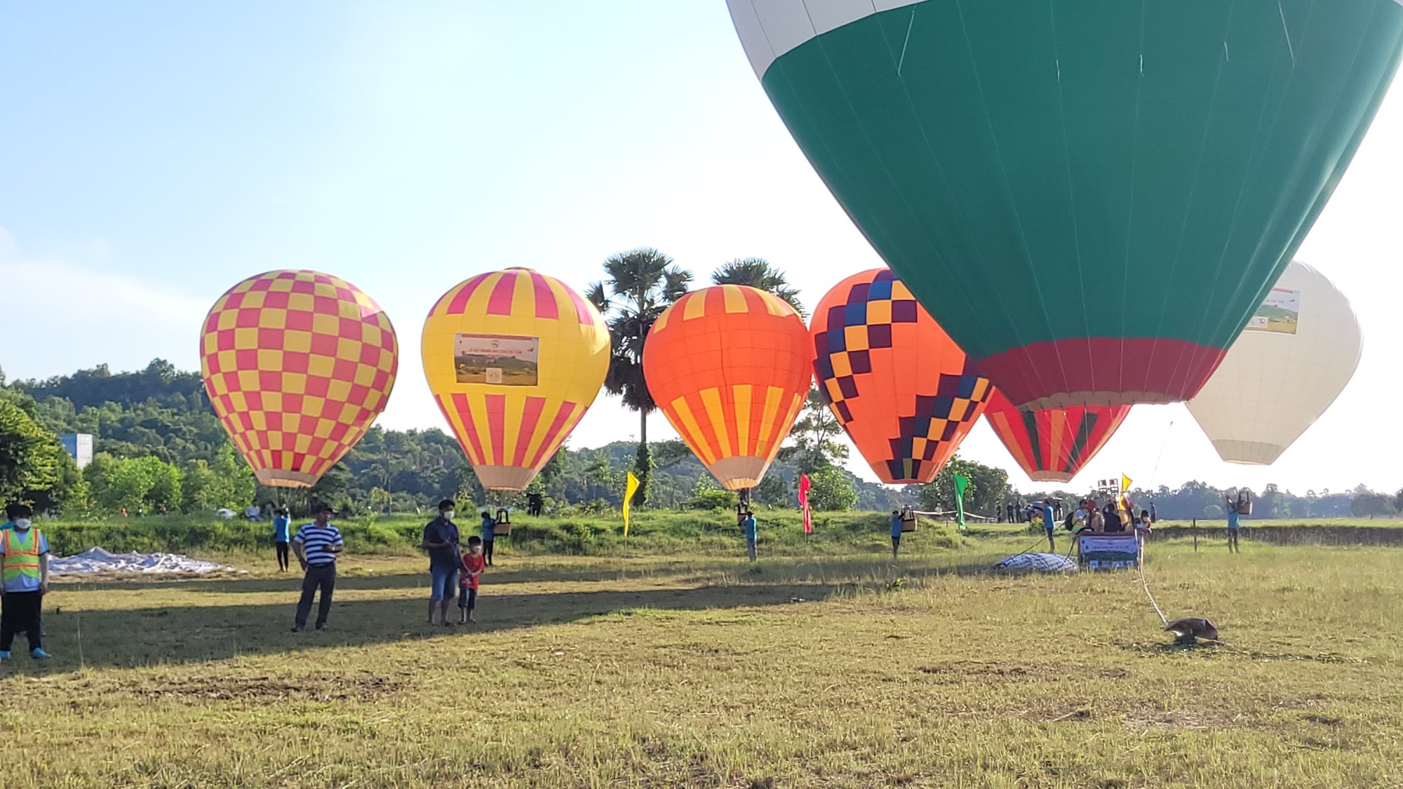H&igrave;nh ảnh lần đầu xuất hiện dưới ch&acirc;n Phụng Ho&agrave;ng Sơn ở An Giang - Ảnh 2.