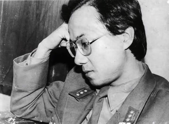 Nhà thơ Hồng Thanh Quang: Tuổi 60 vẫn còn nguyên nỗi khát thanh xuân - Ảnh 2.