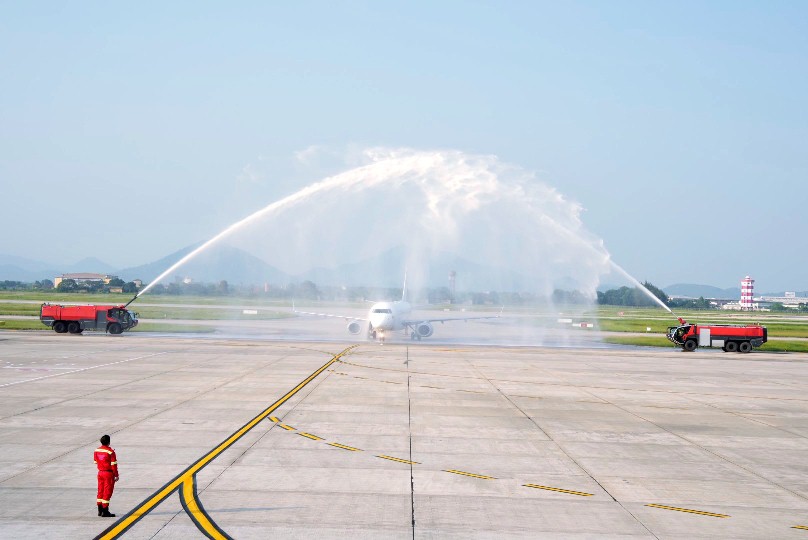 Hàng không quốc tế tấp nập mở đường bay tới Hà Nội