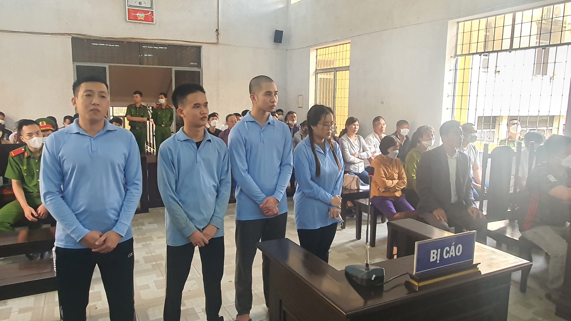 Thủ đoạn của những kẻ b&aacute;n người sang Campuchia - Ảnh 1.
