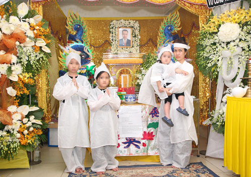 Án mạng từ xích mích trên đường