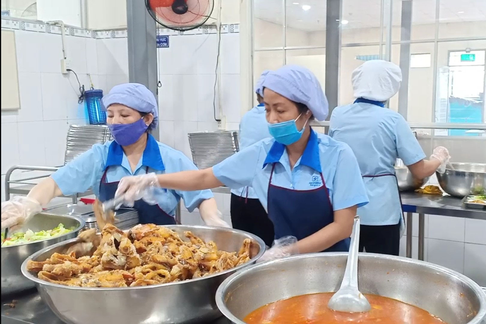 Nỗ lực để công nhân có bữa ăn ngon