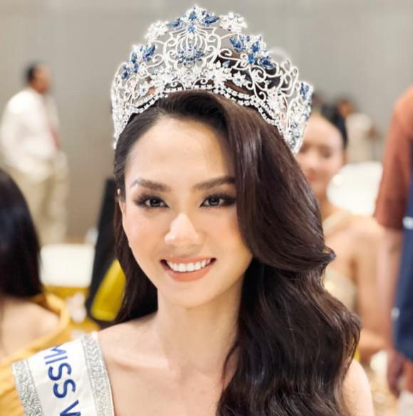 Hoa hậu Mai Phương diện trang phục dân tộc, cư dân mạng "thất vọng toàn tập"