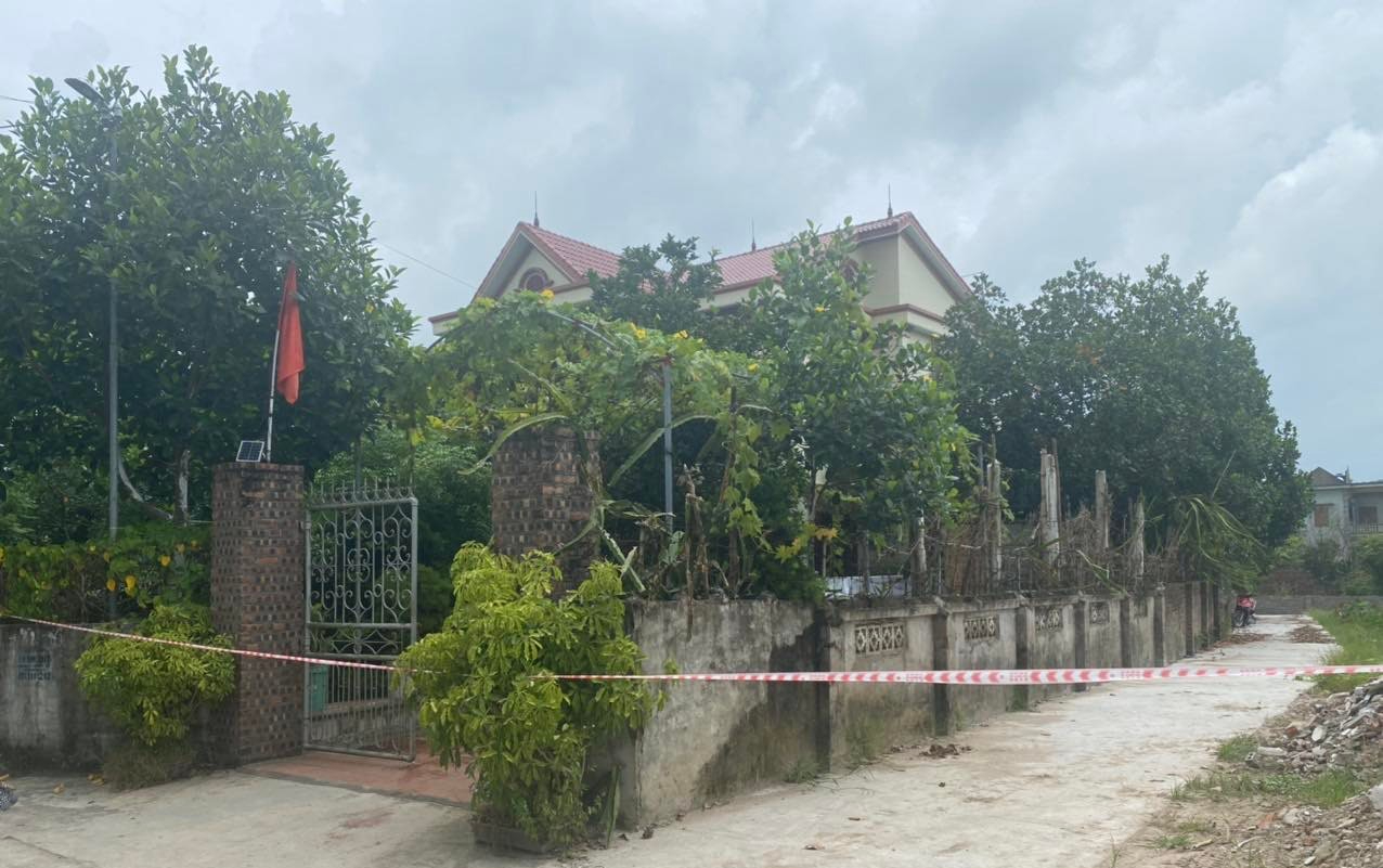Bị ph&aacute;t hiện, t&ecirc;n trộm s&aacute;t hại d&atilde; man chủ nh&agrave; - Ảnh 1.